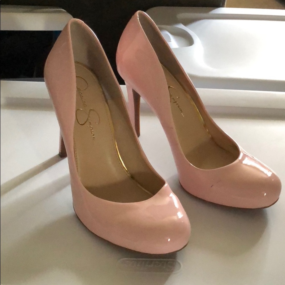 Jessica Simpson pink patent pumps. 8.5 FINAL SALE